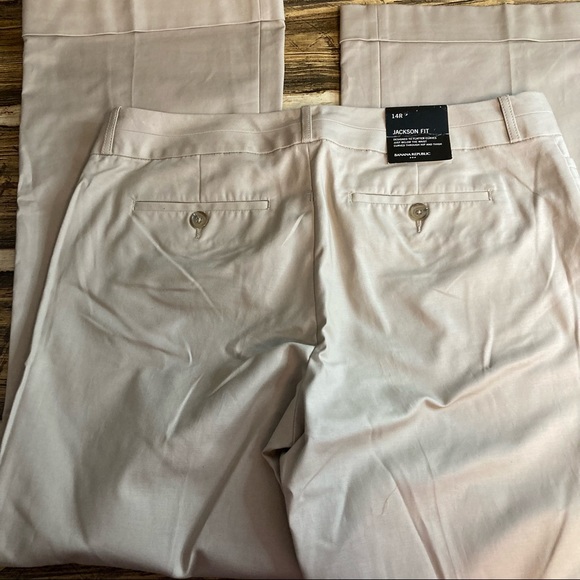 Banana Republic woman’s dress pants tan size 14r - Picture 3 of 7